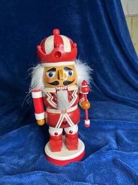 Crescent Enterprise 2011 Red and White Wooden King Nutcracker with Scepter